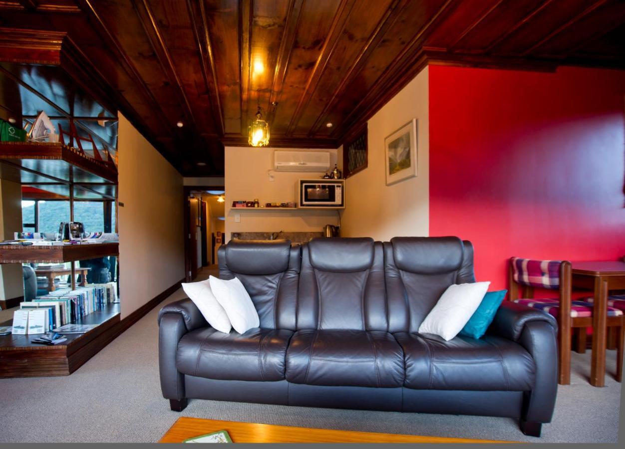 Oak Lodge Greymouth Exterior photo